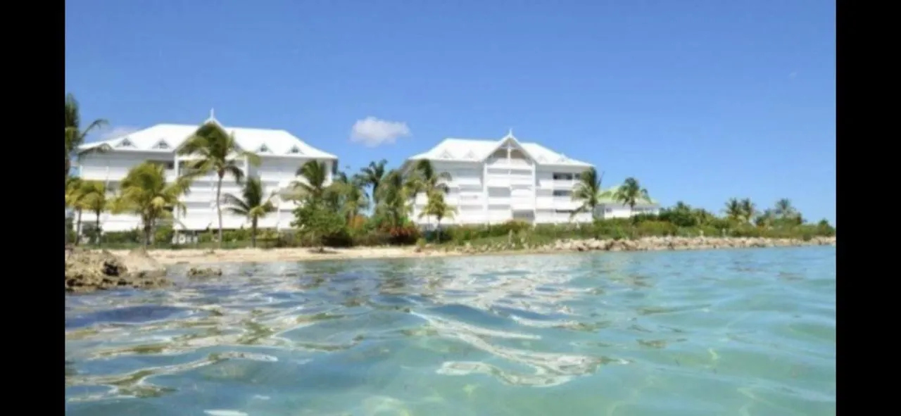 Lauris - Residence Savannah, 1 Ou 2 Chambres Avec Cuve Saint-Francois  Guadeloupe